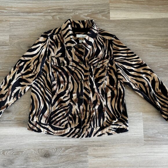 Lucy & Laurel - Zebra Printed Cotton Denim Jacket - Picture 5 of 7